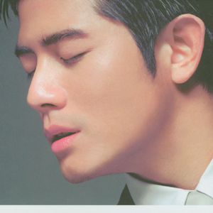 帅小伙自慰出精
